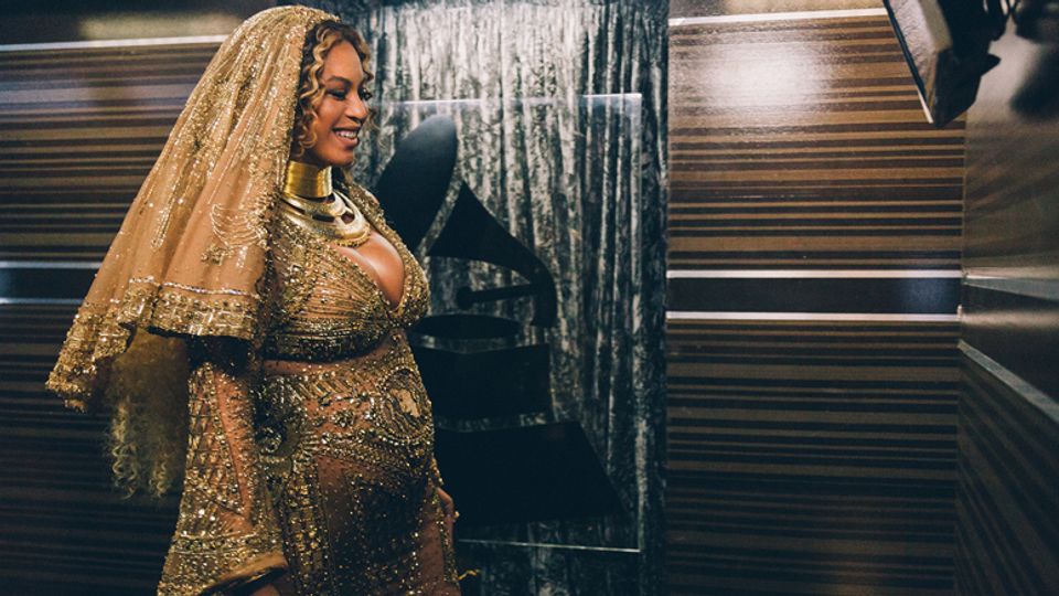 Beyonce shares previously unseen intimate GRAMMYs snaps | Music - MFR Beyonce shares previously unseen intimate GRAMMYs snaps | Music - MFR