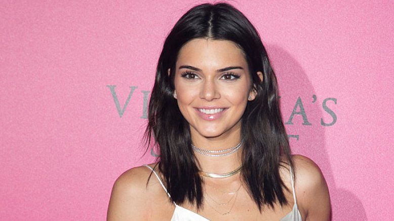 Kendall Jenner looks VERY different with blonde hair | Celebrity - Cool FM