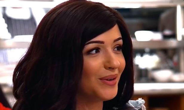 Alopecia sufferer on First Dates praised for bravery after taking wig ...