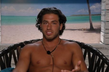 People Can't Get Over Love Island's Kem With Short Hair 