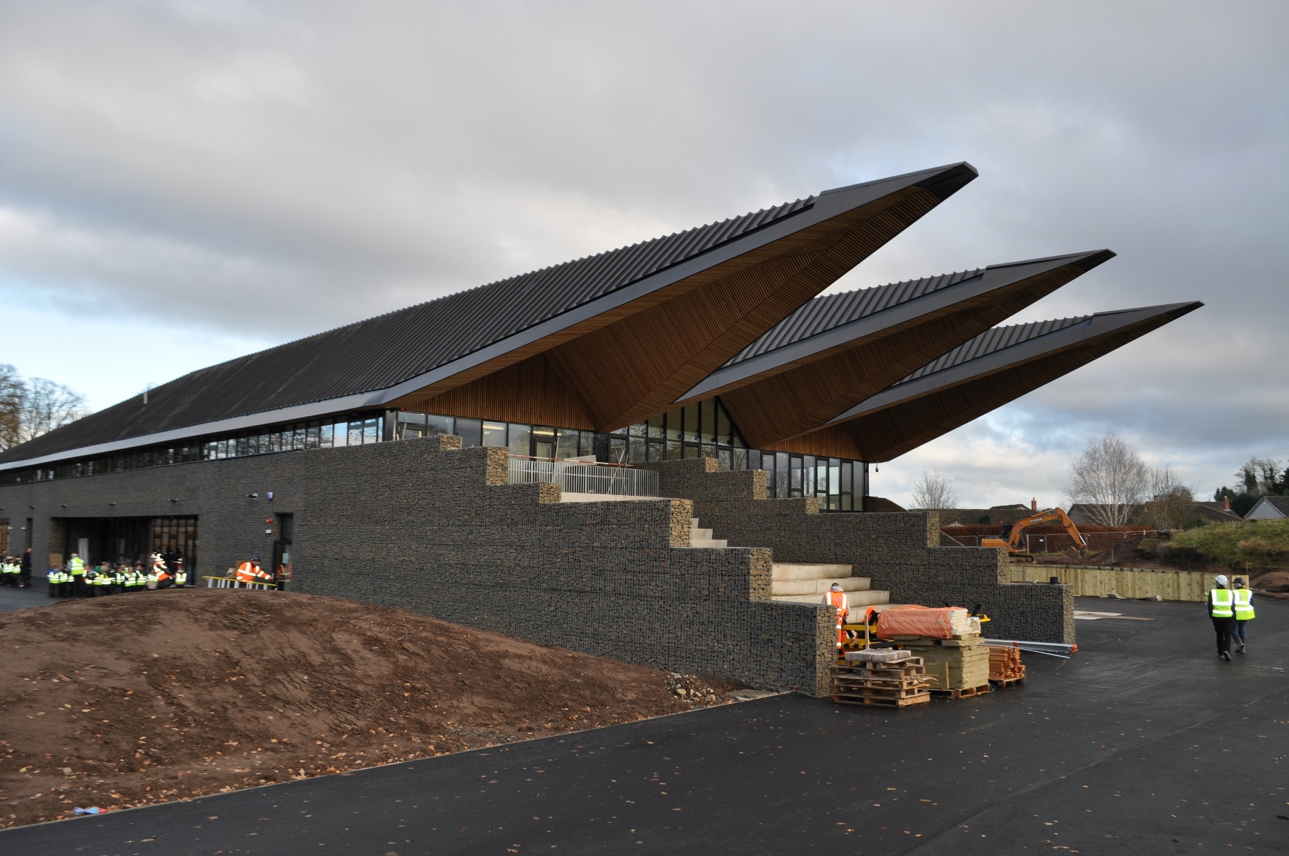 WATCH 'Architecturally very interesting' Broomlands Primary School