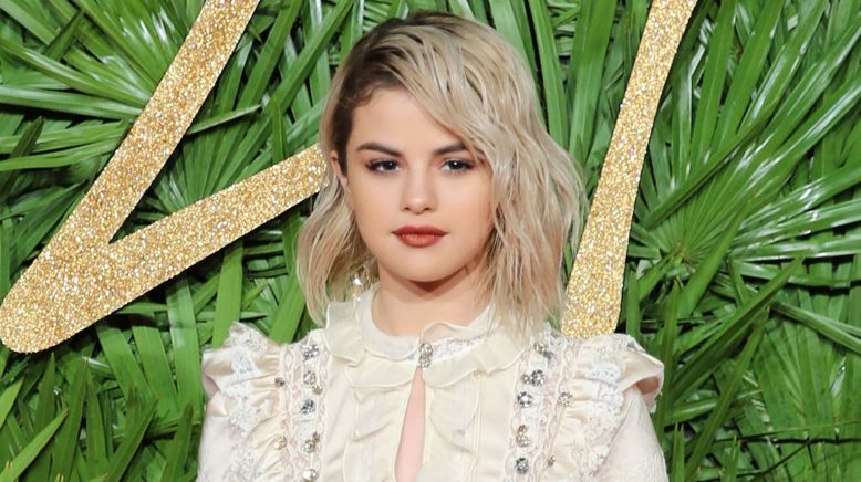 Selena Gomez unfollowed loads of celebrity friends on Instagram ...