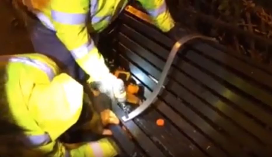 Controversial 'antihomeless' bars removed from benches News Wave 105