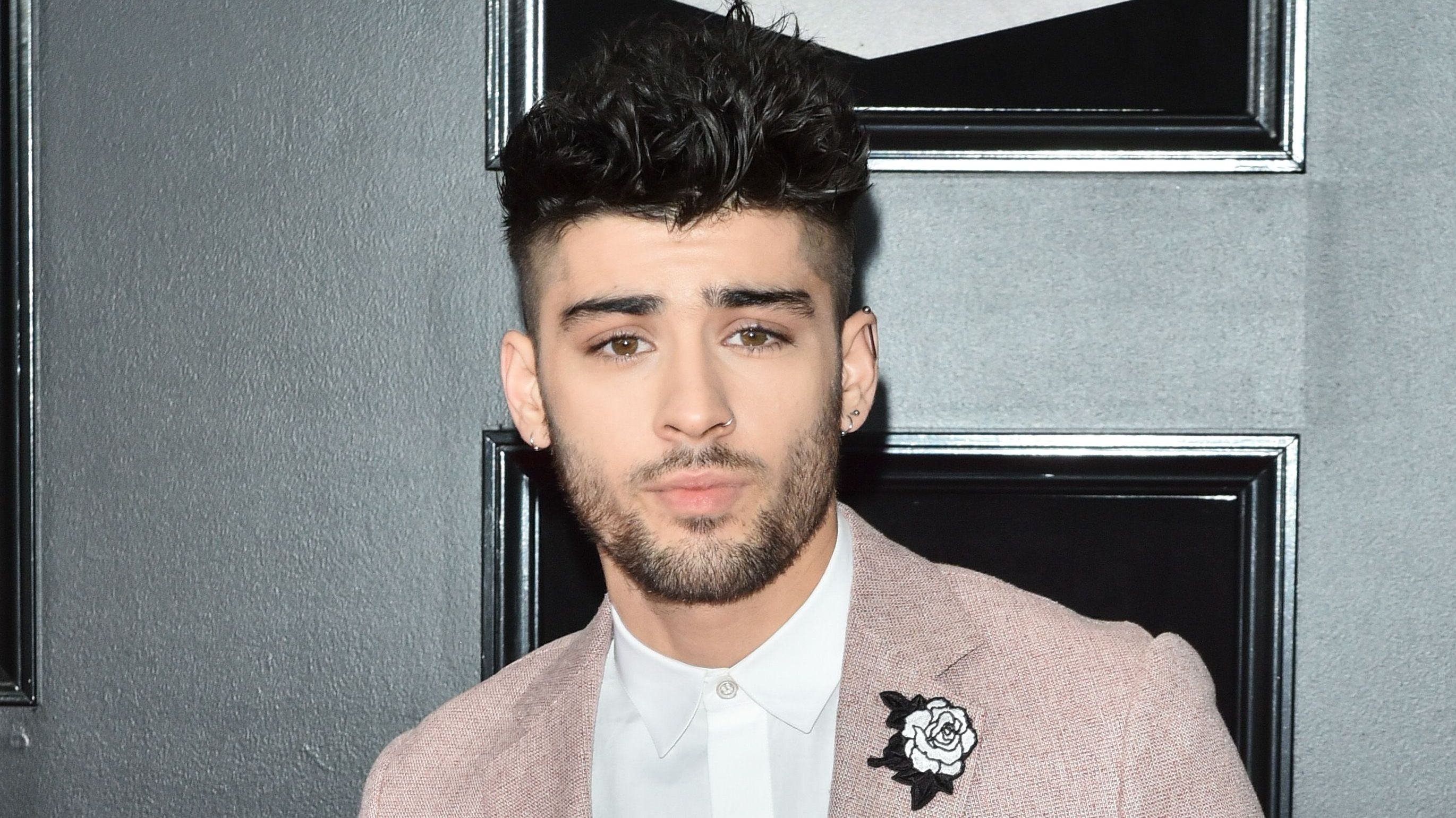 Zayn Malik Reveals He Is Experimenting With A New Sound Music Hits Radio 