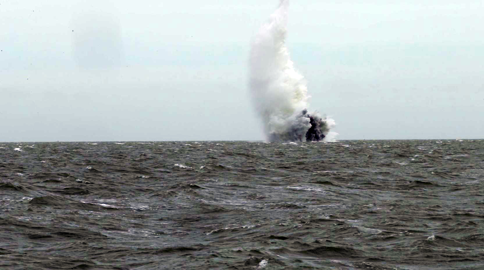 VIDEO: Royal Navy Divers Destroy 500kg WWII Bomb | News - Wave 105