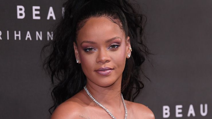 Rihanna Shares Adorable Throwback Photo To Celebrate Her 30th Birthday 