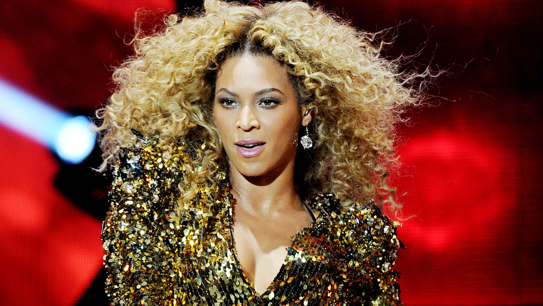 Beyoncé is planning to bring a VERY special guest on stage with her at ...