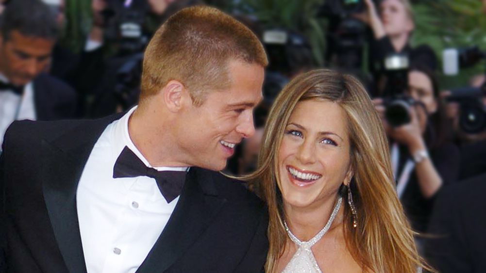 Jennifer Aniston met up with Brad Pitt and his mum is VERY excited ...