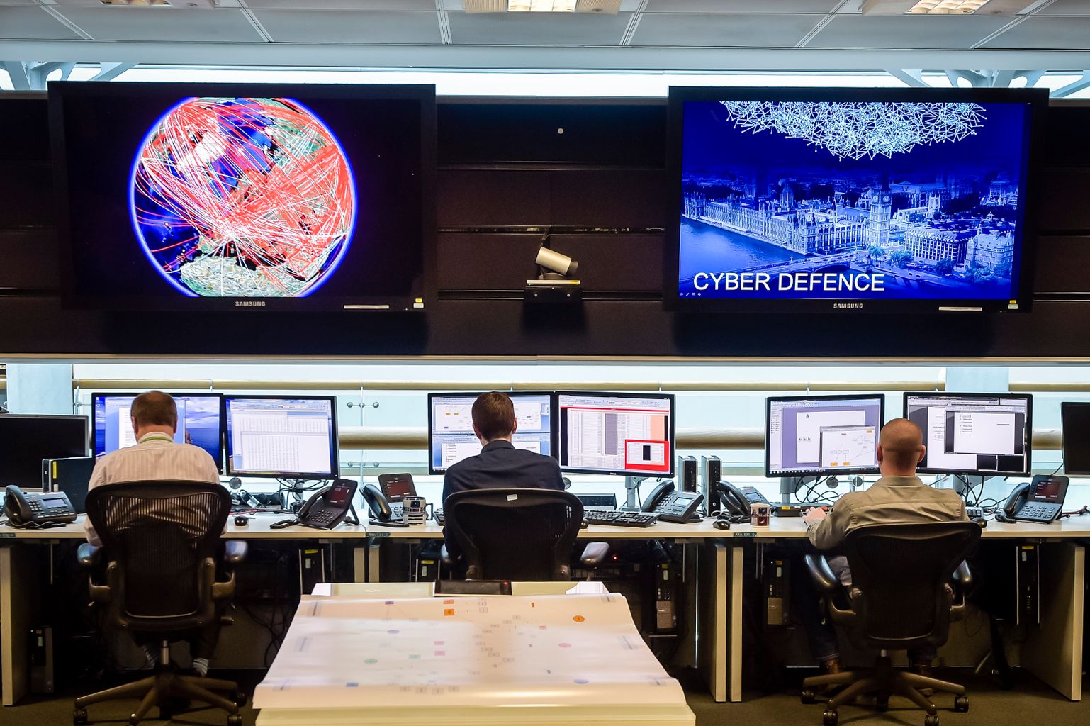 Hundreds of new jobs as GCHQ announces plans for base in Manchester ...