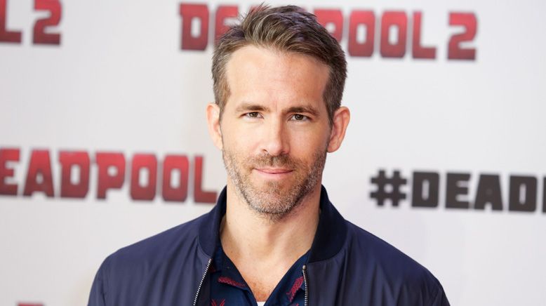 WATCH: Ryan Reynolds reveals whether Hugh Jackman has any flaws ...