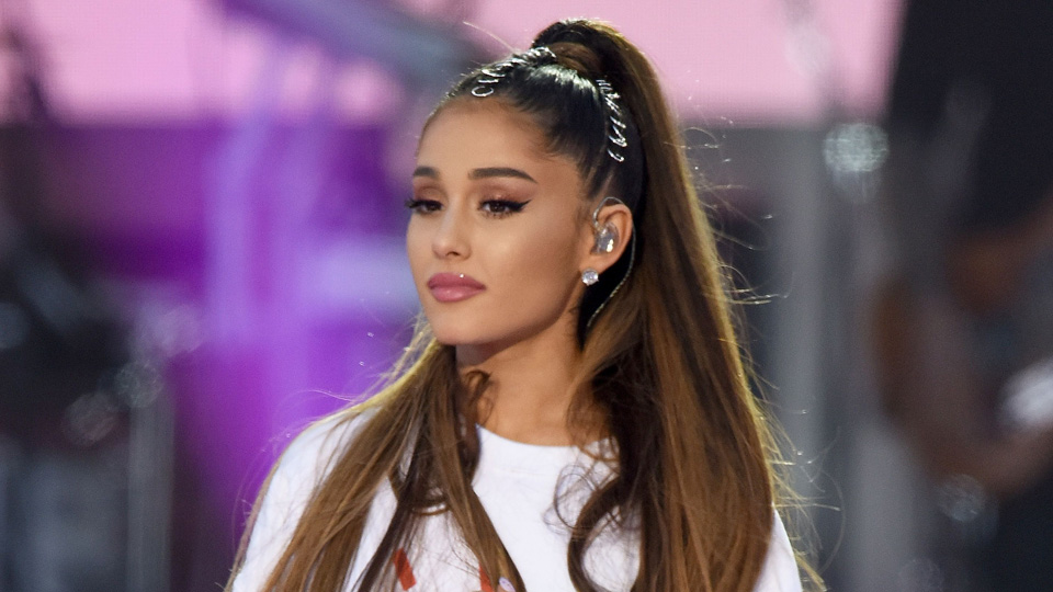 Ariana Grande Gets Bee Tattoo to Remember Manchester Victims