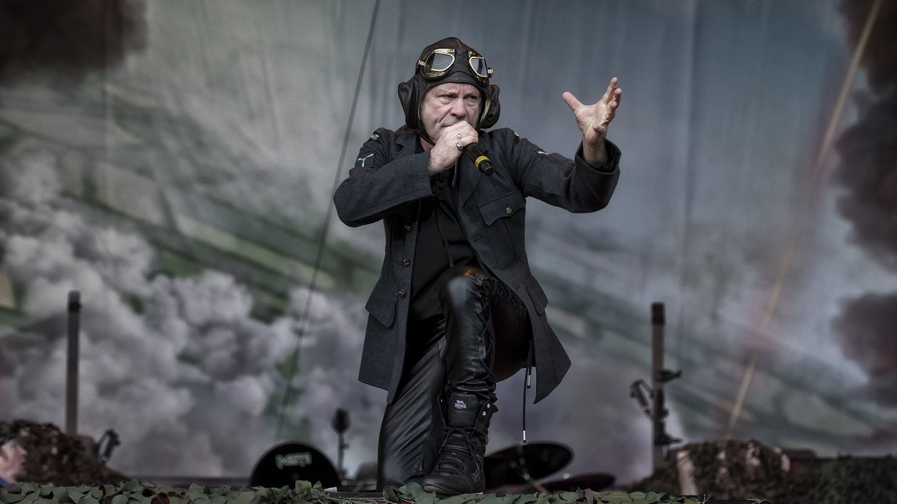 ironmaiden2.jpg?quality=80&format=jpg&crop=165,0,1177,1800&resize=crop