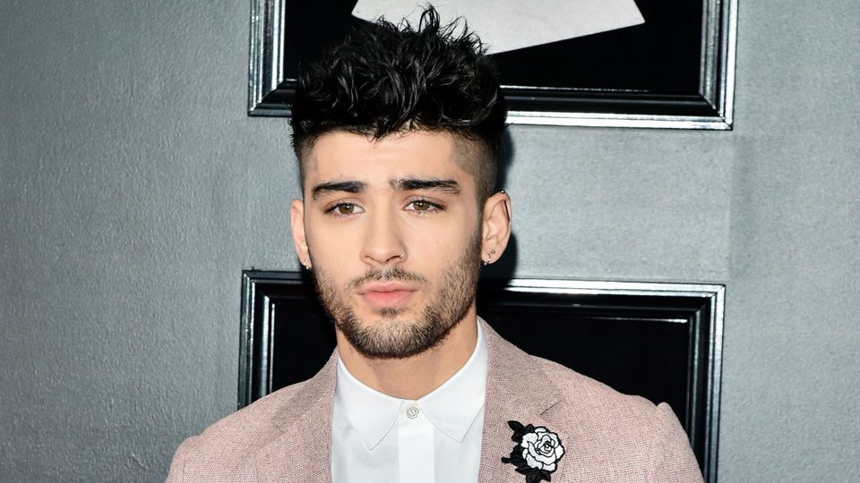 Fans are convinced Zayn Malik's striking new hair colour means romance |  Celebrity - KISS