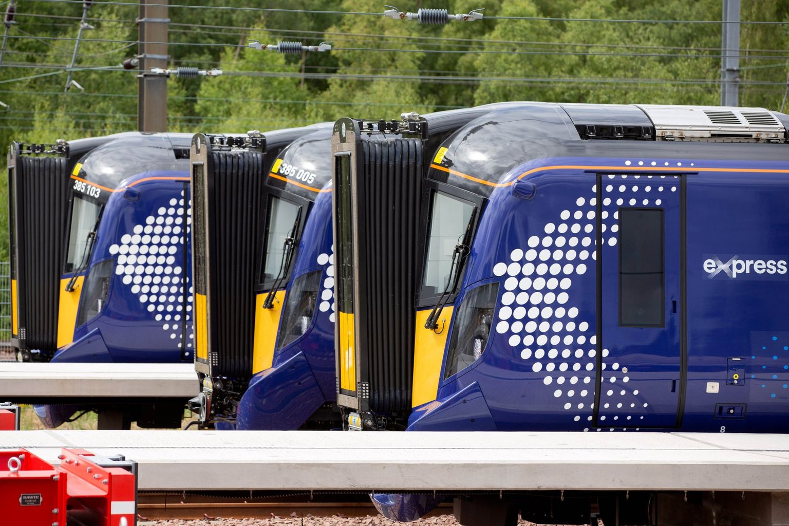 Новый рейл. Поезд SCOTRAIL. SCOTRAIL class 385. Поезд 385. Поезд класс 385.