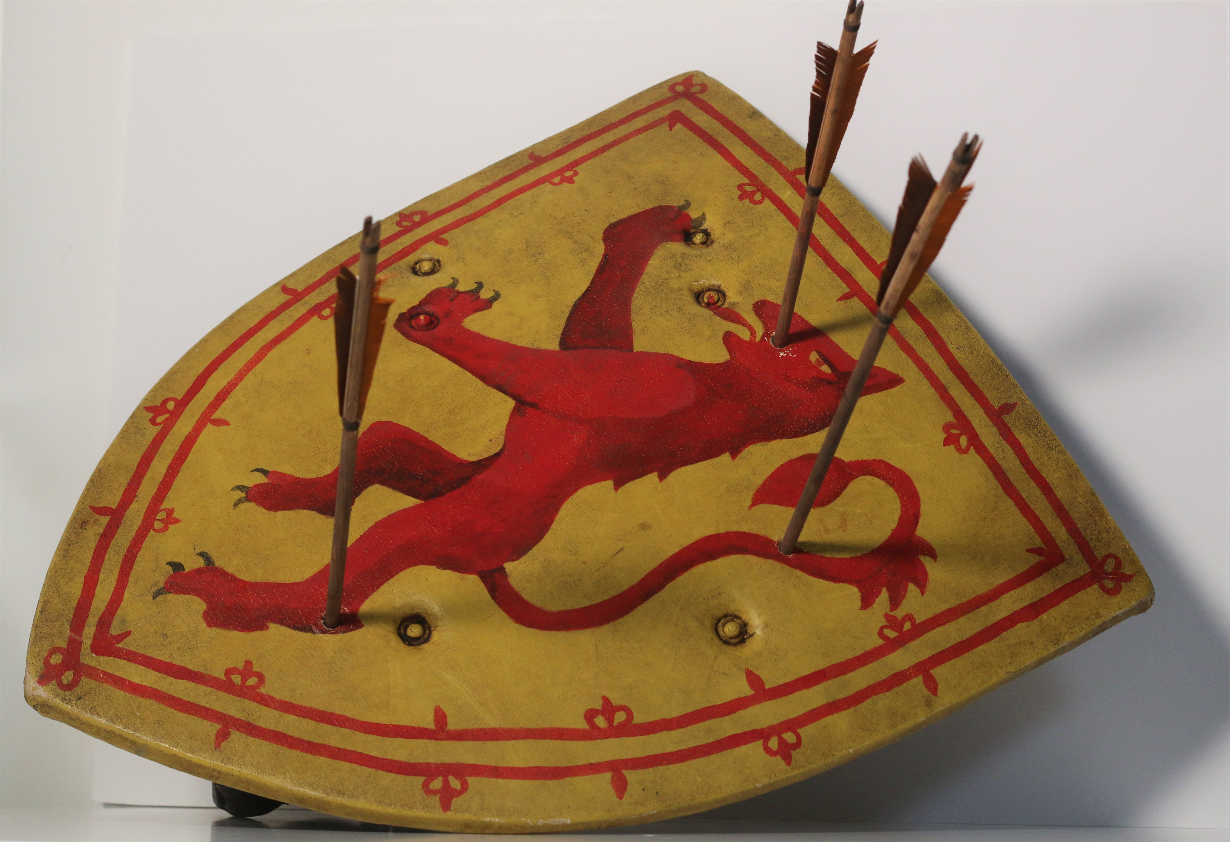 Fancy getting your hands on the Robert the Bruce shield used by Chris ...