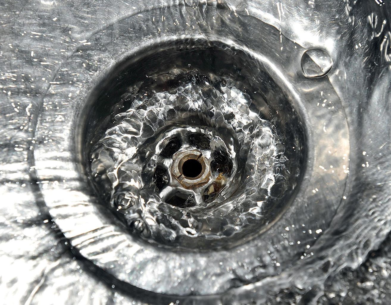 Warning not to 'be a drain' this Christmas and don't pour oil and fat down the sink News