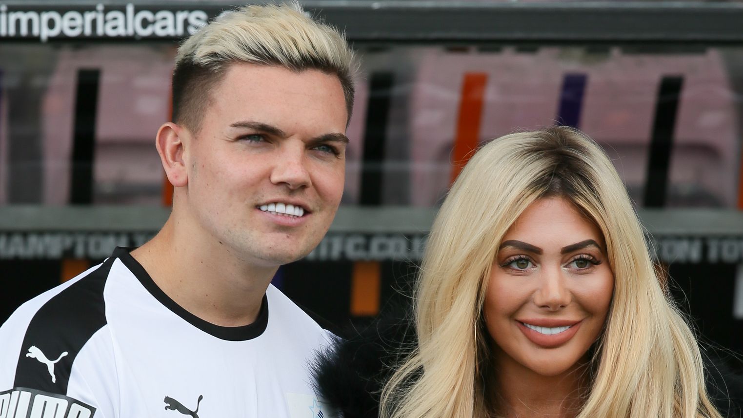 Chloe Ferry DENIES she's back with Sam Gowland in furious rant | Celebrity  - Hits Radio