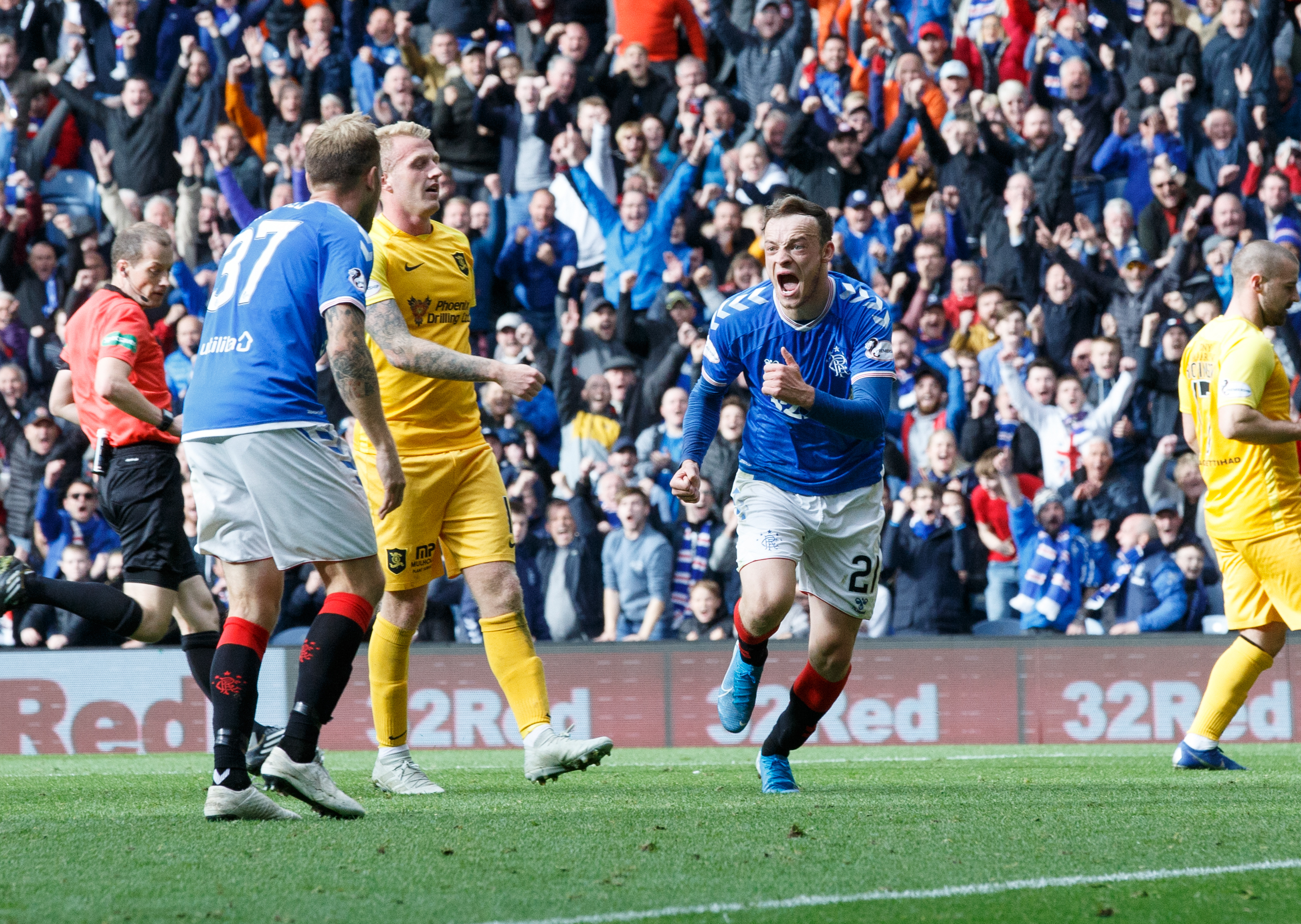 Rangers new boy Barker aiming to kick on after debut goal