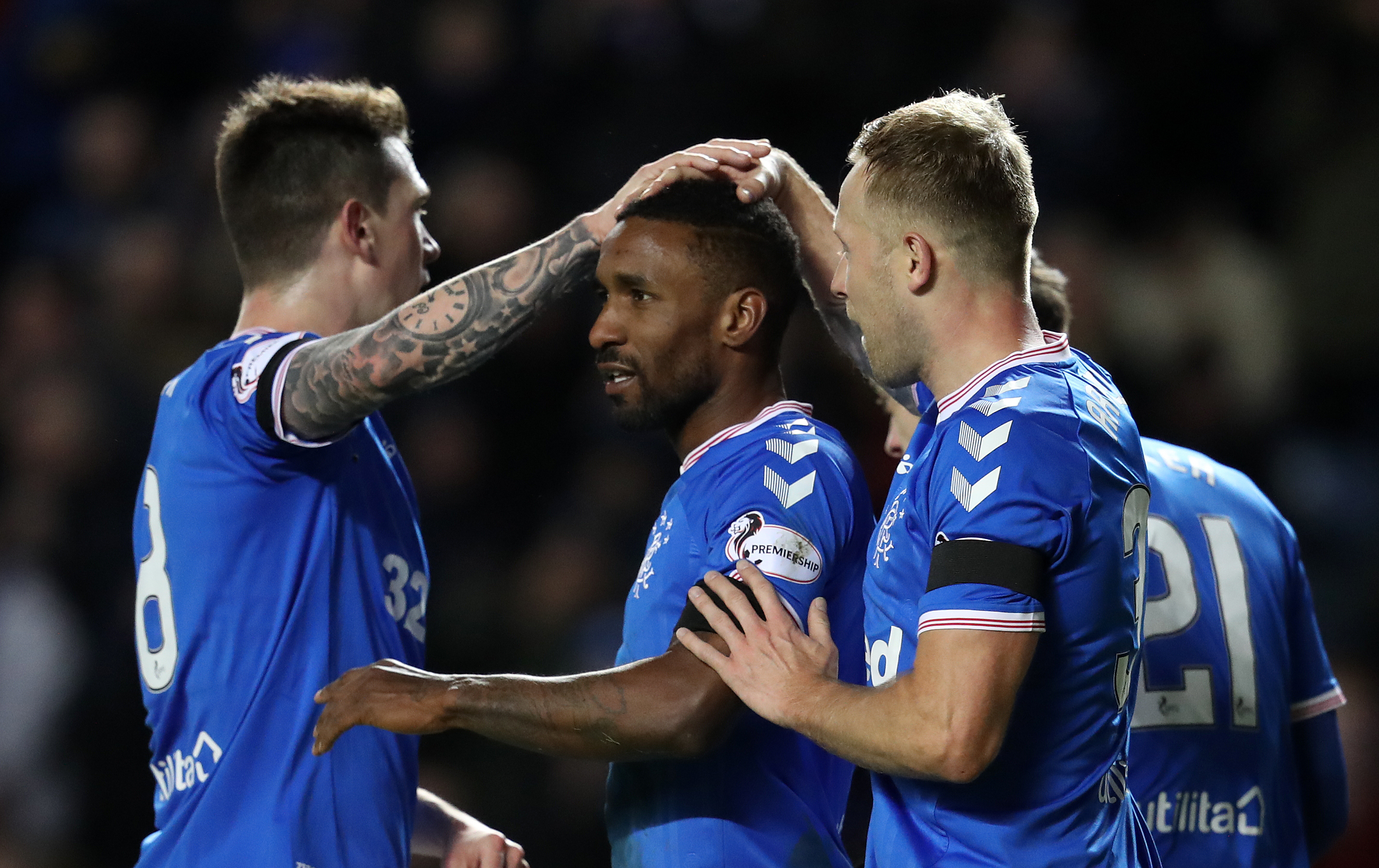 Defoe agrees to make Rangers move permanent in the summer | Football ...