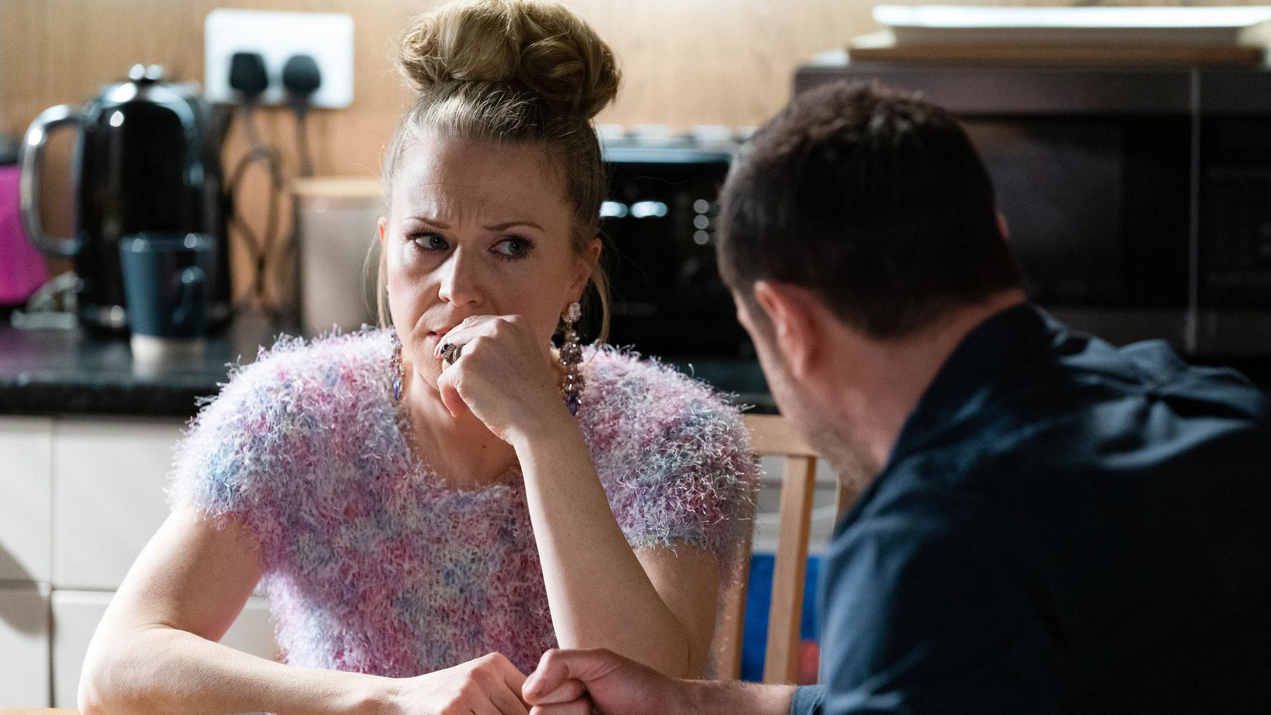 EastEnders spoilers: Linda Carter's got cold feet over selling The Vic