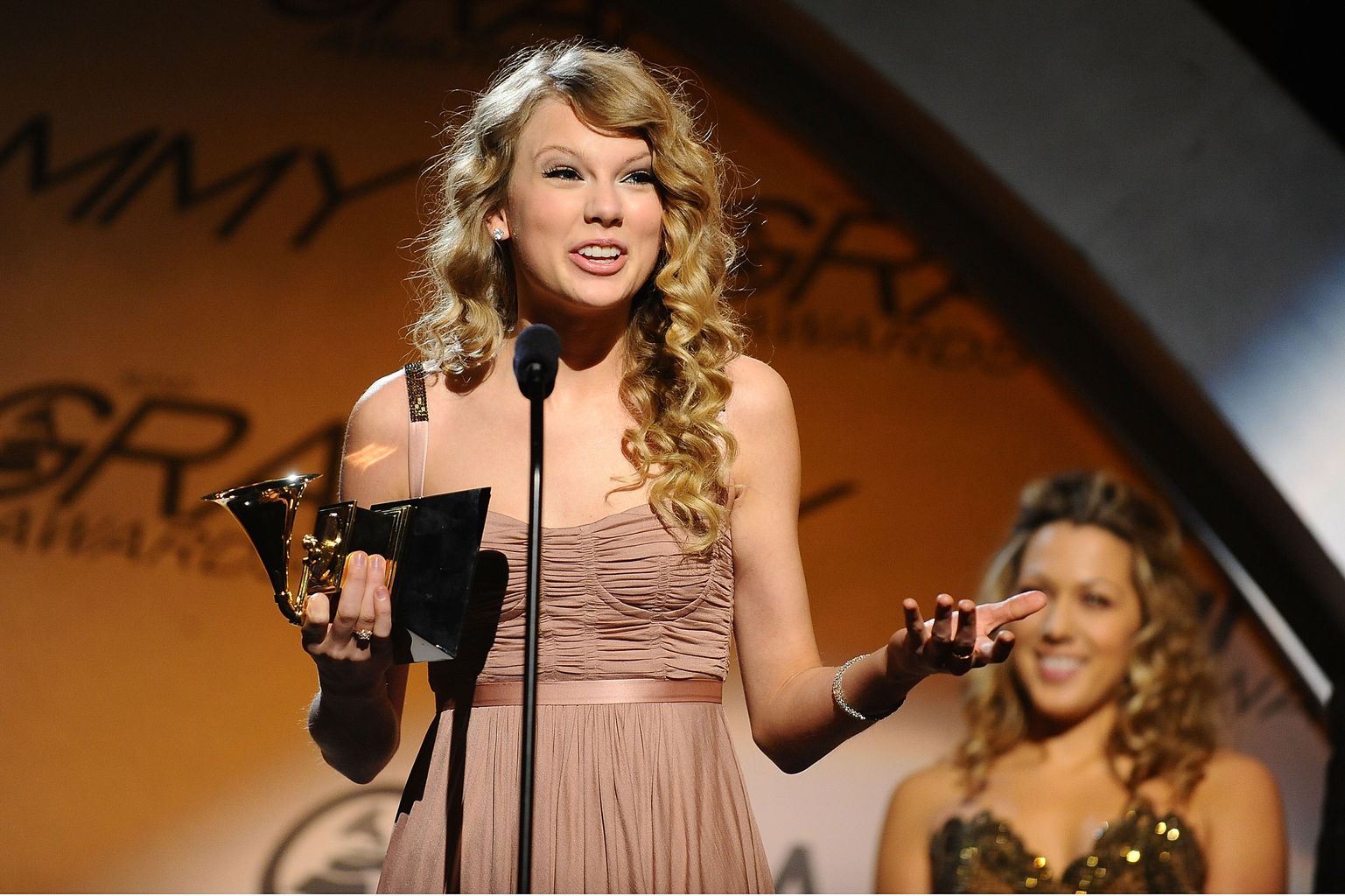 Taylor Swift 2010 Grammy