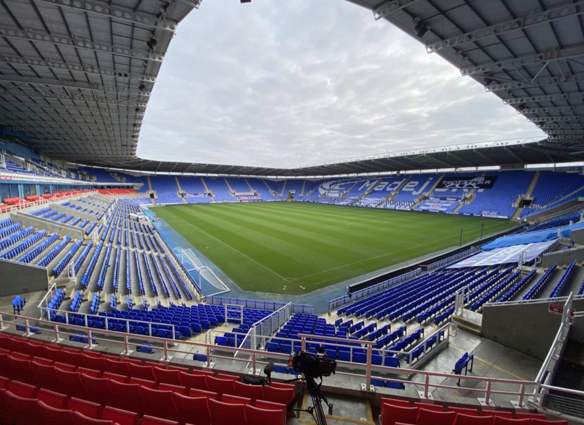 Reading Rockets Stadium Home of Reading FC opens as mass vaccination centre | News - Greatest ...
