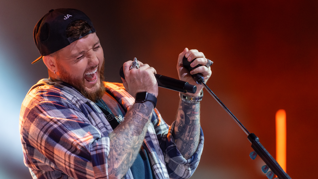 James Arthur is fiiiinally No.1 with his comeback single 'Say You Won't Let  It Go