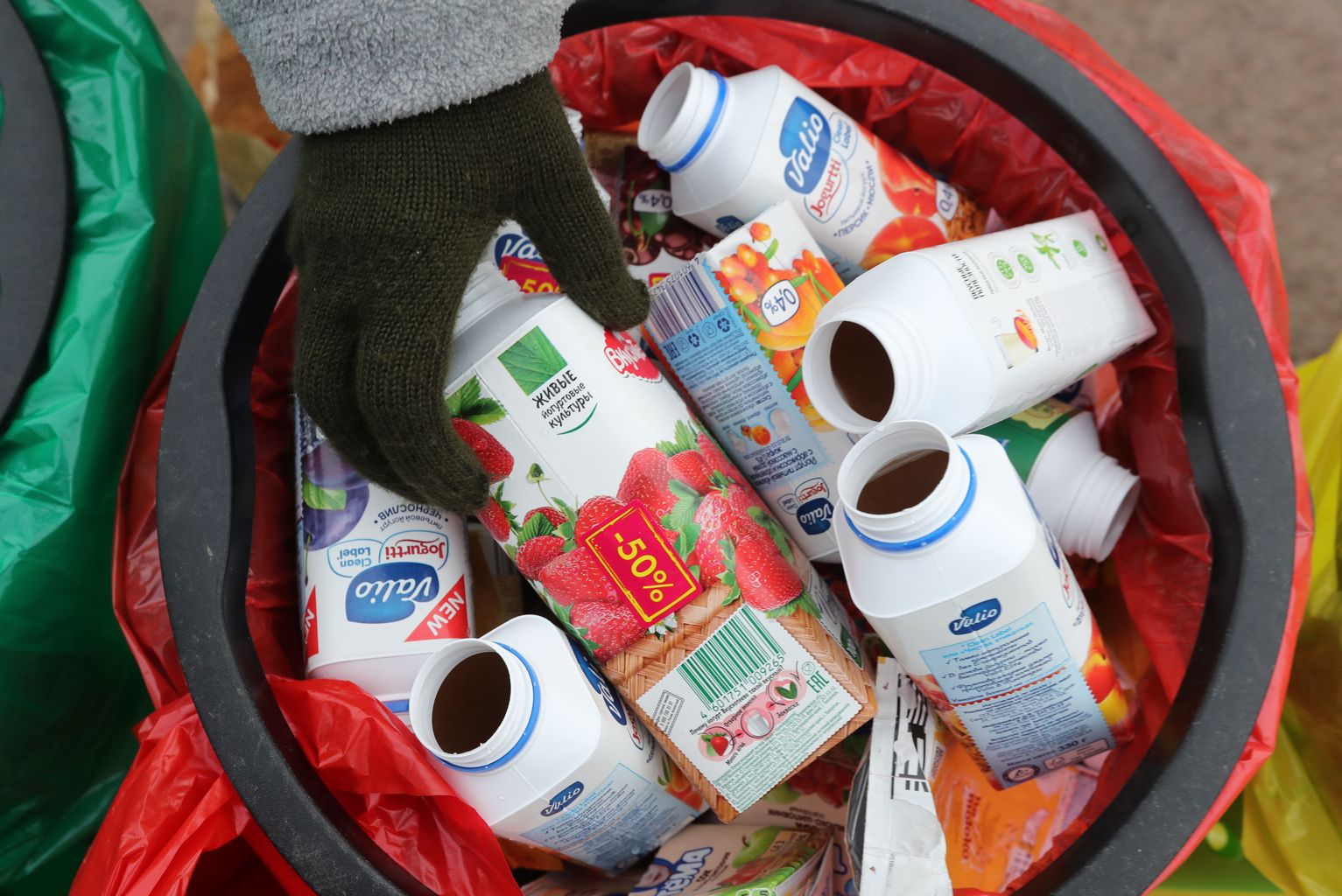 KFC to fund 55 litter picking stations across Aberdeen