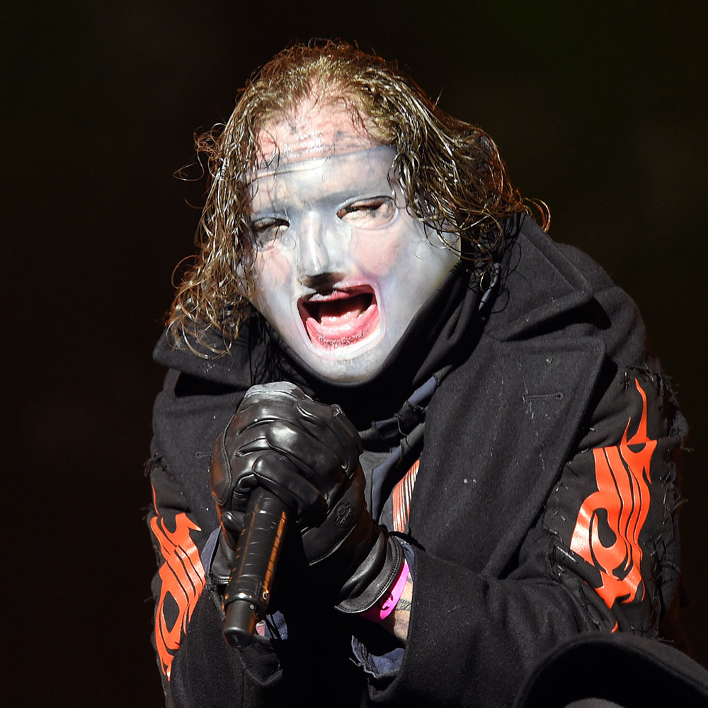 neef Narabar verrassing Corey Taylor says 'gnarly' new Slipknot mask will scare children