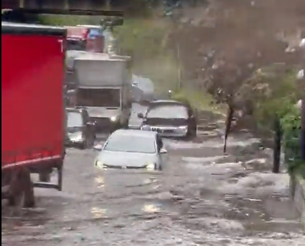 WATCH: Edinburgh hit by flash flooding after heavy rainfall | News ...