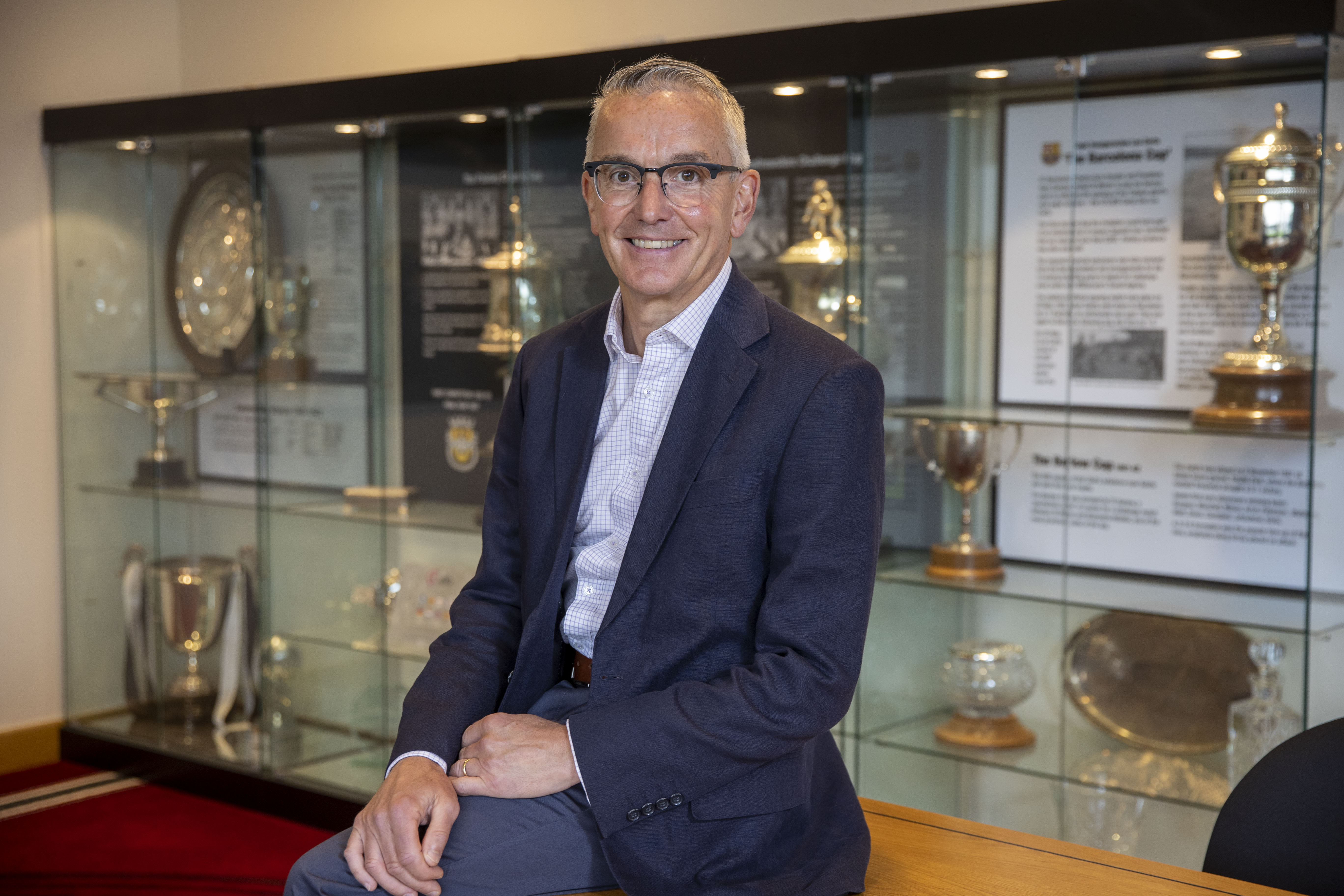 Nowhere To Run – The Ridiculous Life Of A Semi-professional Football C | Soccer Books Limited