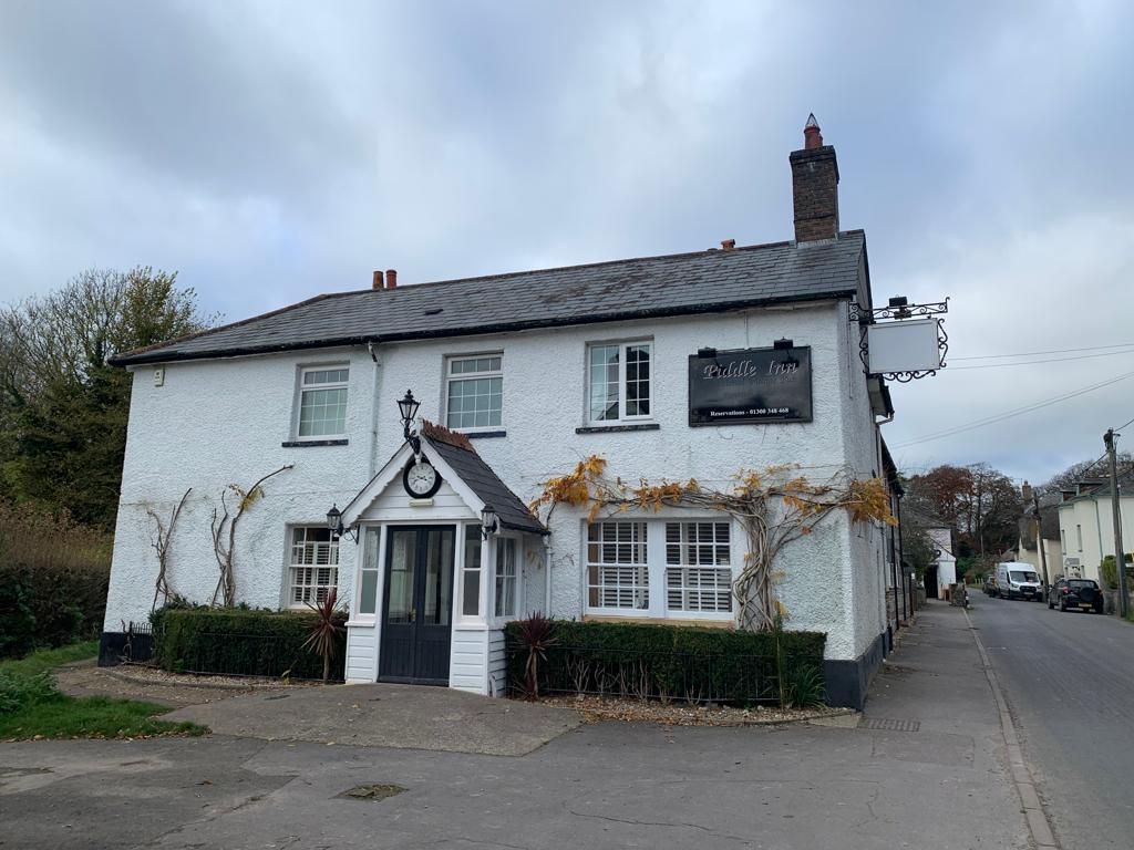 Thousands raised in bid to save the Piddle Inn | News - Greatest Hits Radio