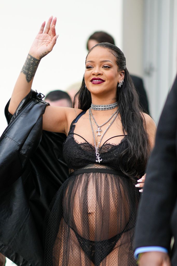 Rihanna pregnant