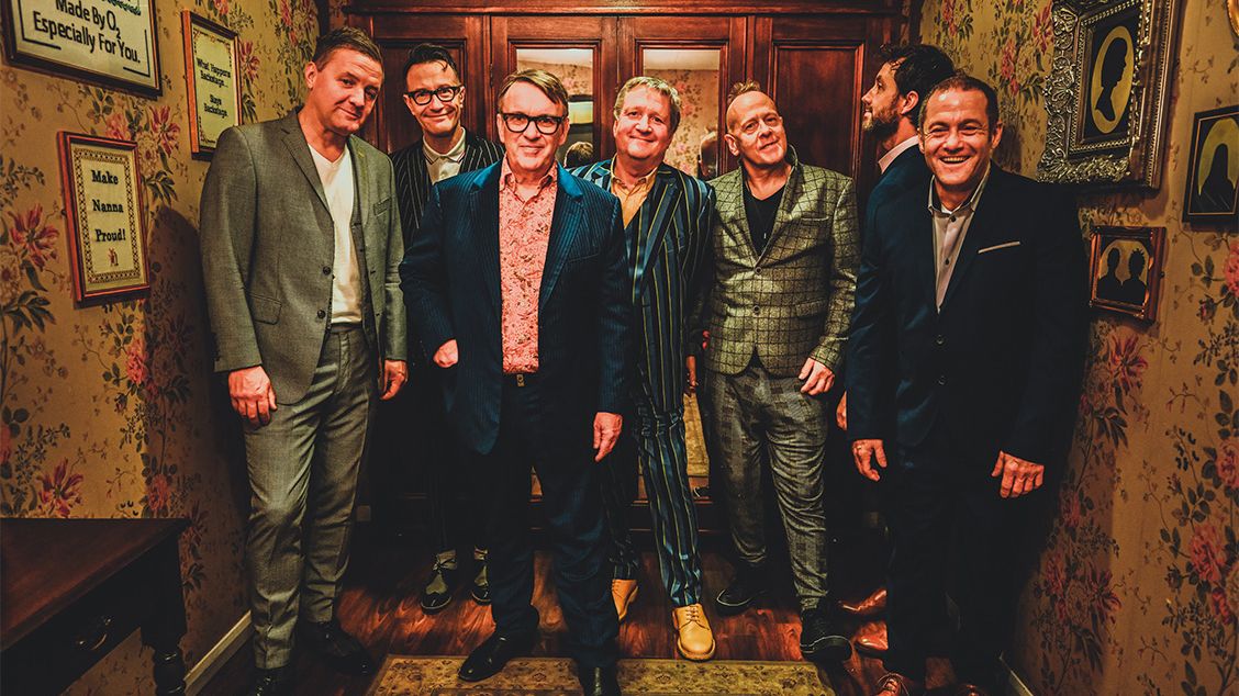 Squeeze announce 22date UK tour for October and November 2022