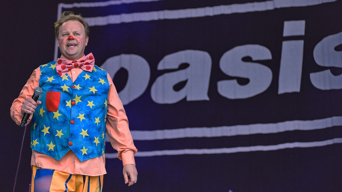 Watch Mr Tumble perform storming rendition of Oasis classic