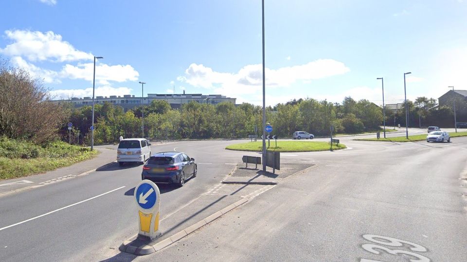 Treliever roundabout, A39 Penryn