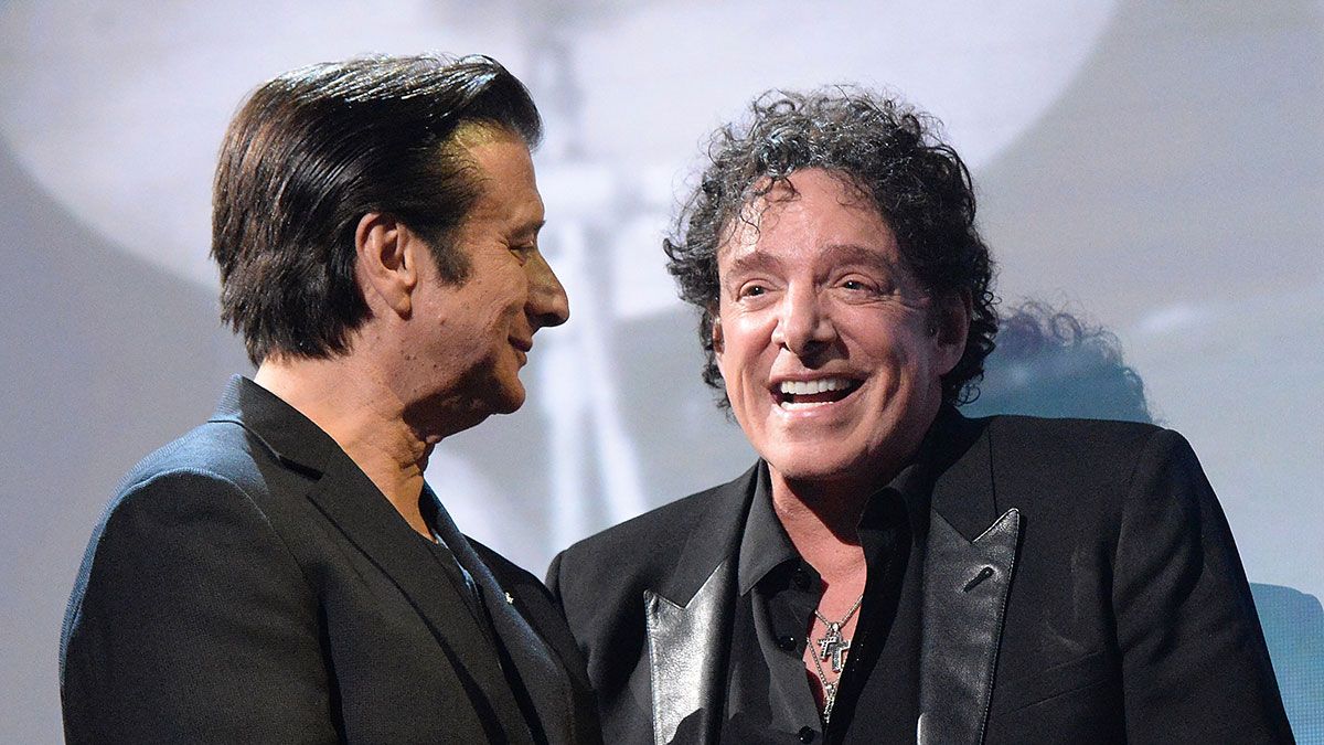 Is Journey Touring With Steve Perry? Unveiled Truth!