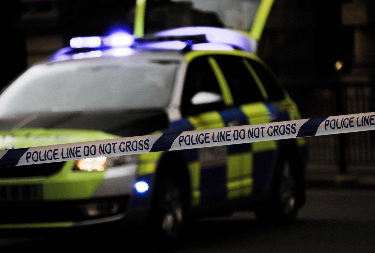 Lincolnshire Police and cordon
