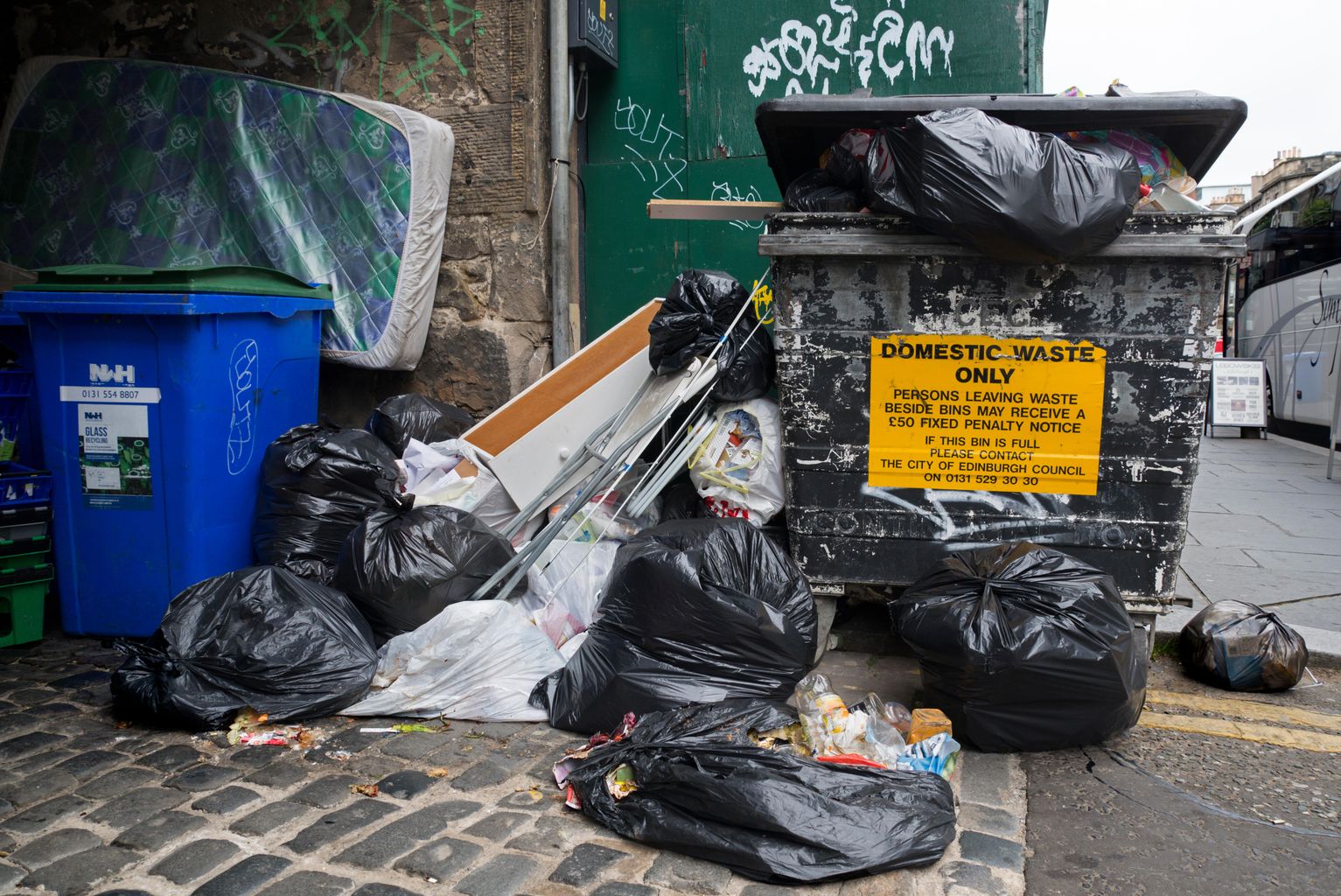 'Waste will pile high' as Edinburgh's cleansing workers begin strike