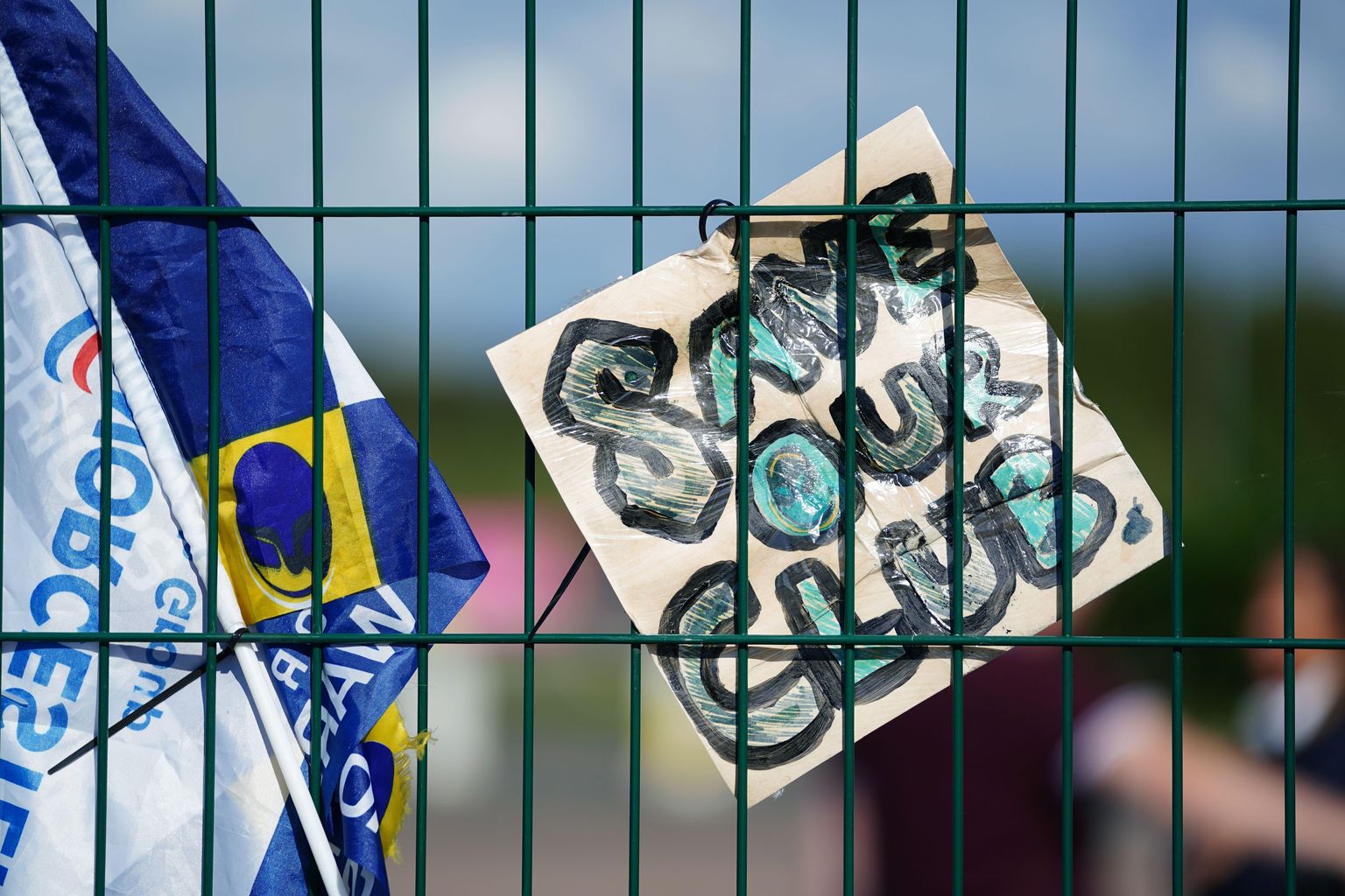 Company holding Worcester Warriors players contracts wound up