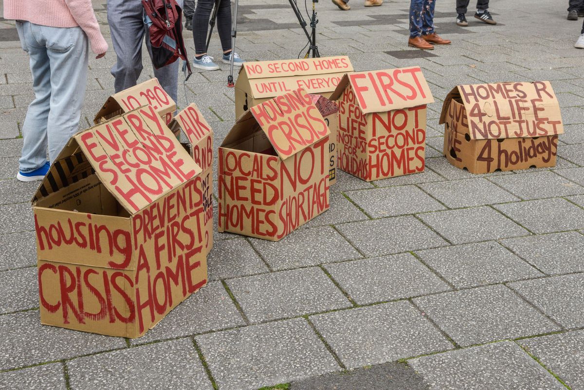 Hundreds of Cornish households in emergency accommodation amid housing ...