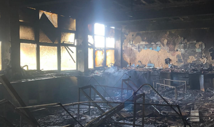 Fire crews in Bedfordshire tackle large blaze at derelict school