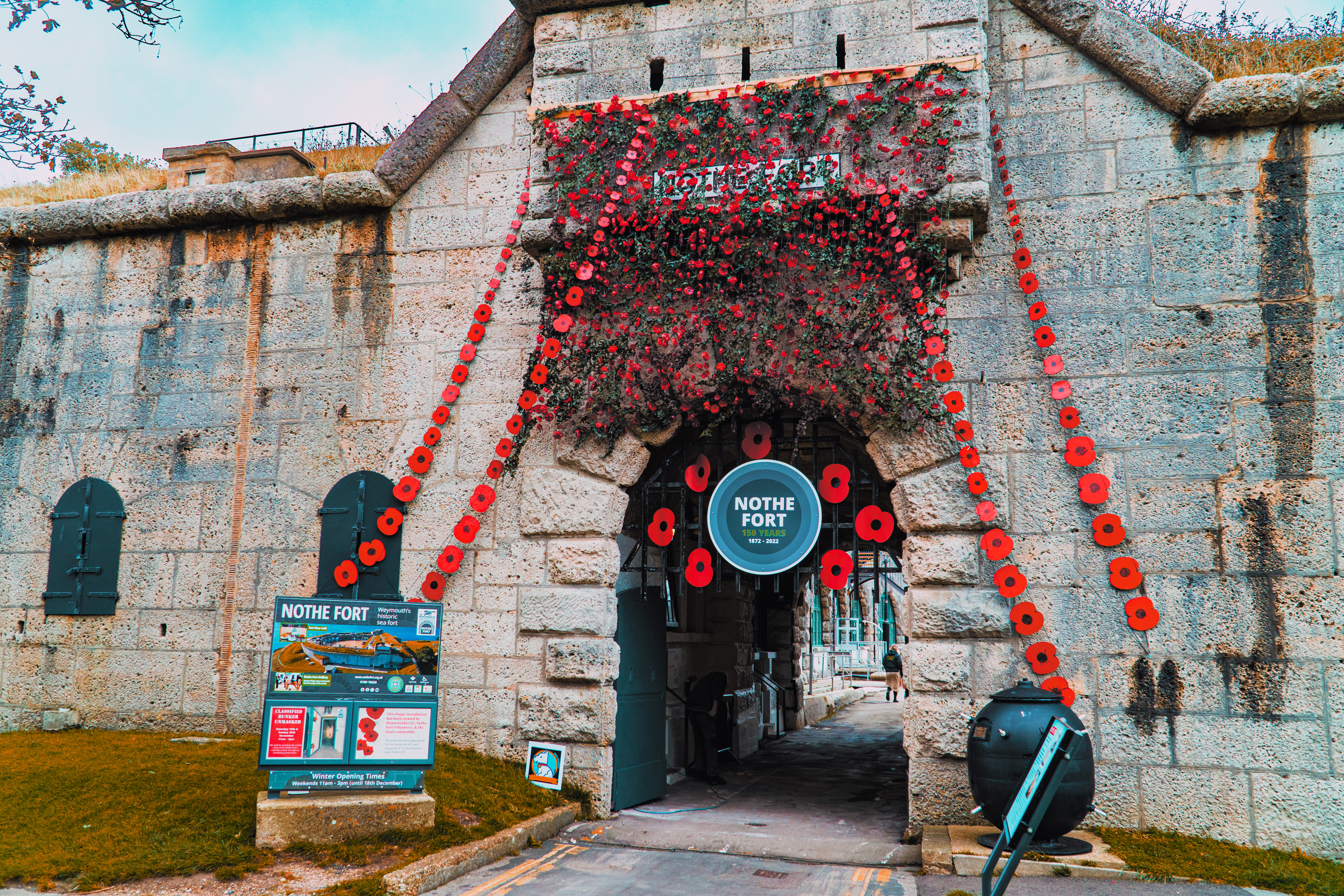Community poppy project goes on display at the Nothe Fort