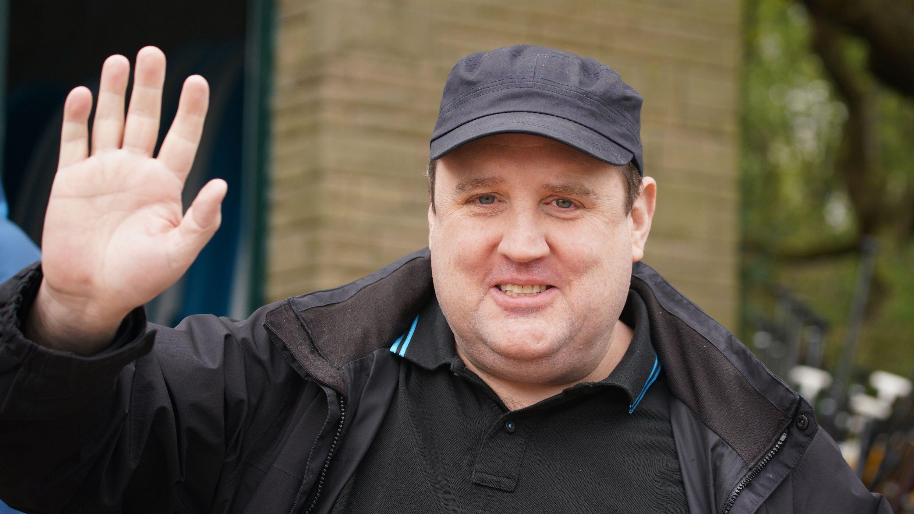 Peter Kay Pays huge Thank You To Fans At His First Comeback Shows peter-kay-pays-huge-thank-you-to-fans-at-his-first-comeback-shows