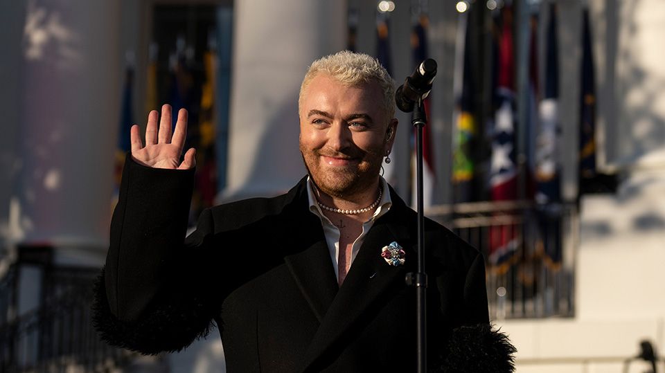 Sam W. Smith Sam Smith gives powerful performance at the White House