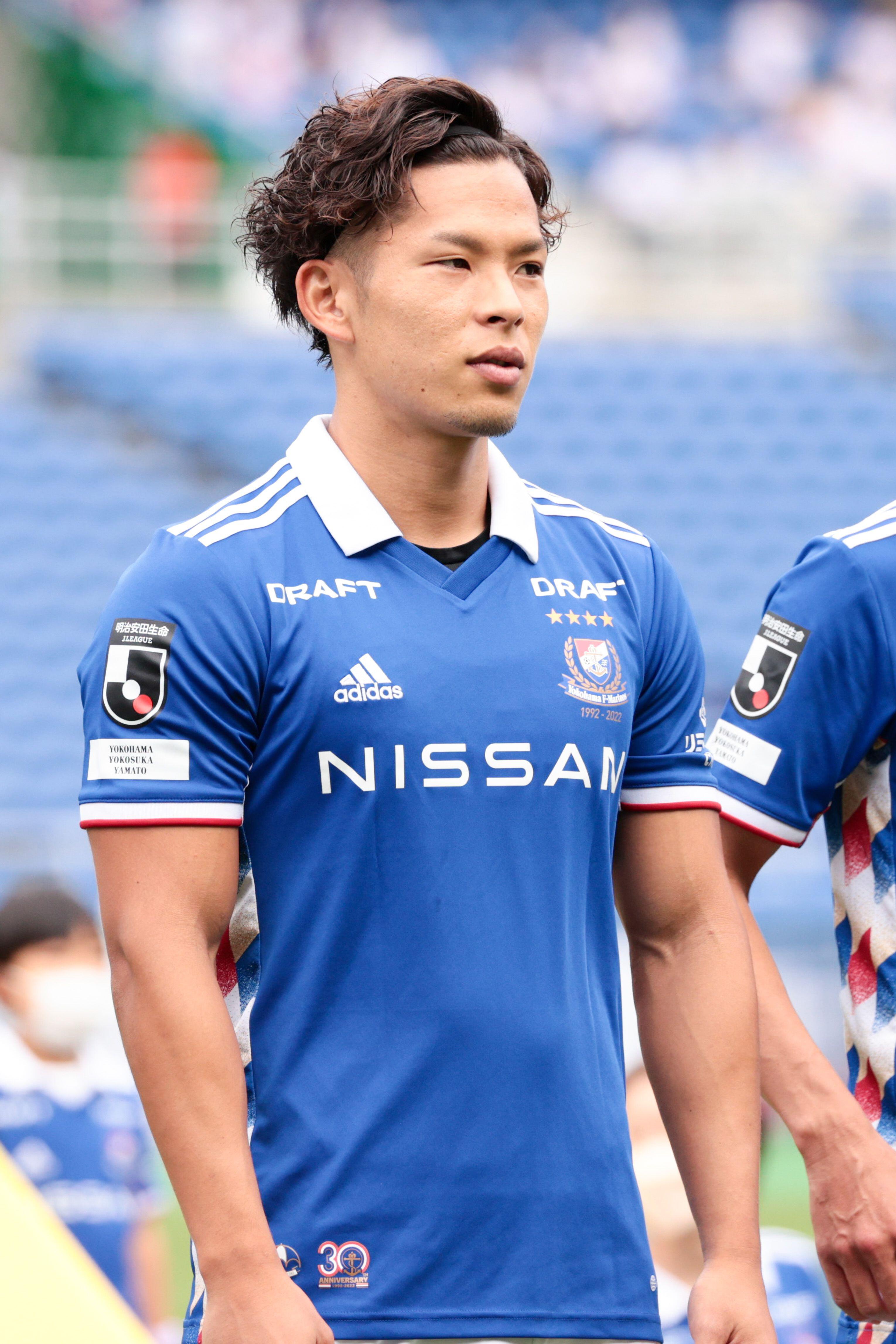 Celtic complete signing of midfielder Tomoki Iwata