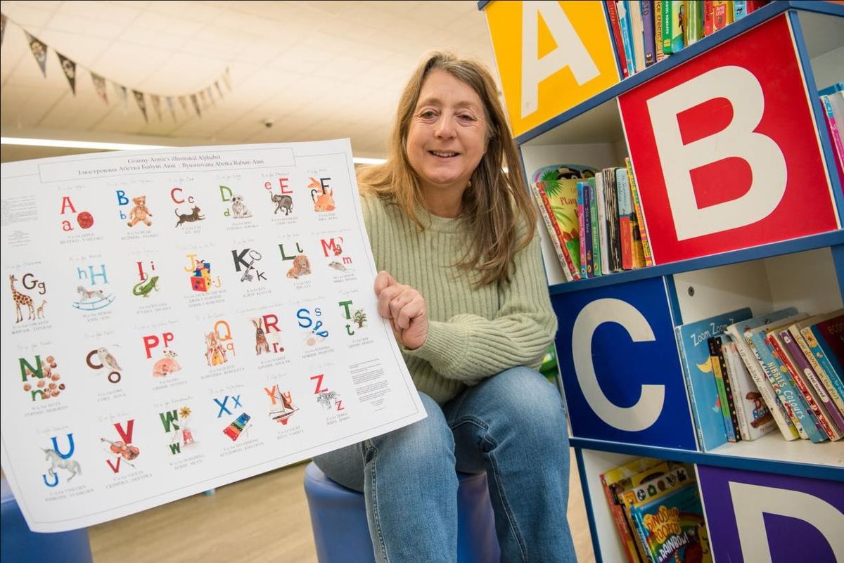 Hand-drawn ABC pictures in Bath libraries to help Ukrainian children