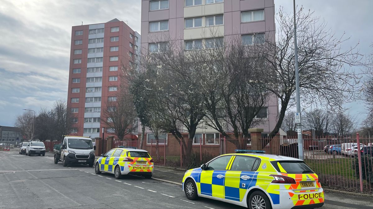 Four people charged with murder after death of a man in Hull