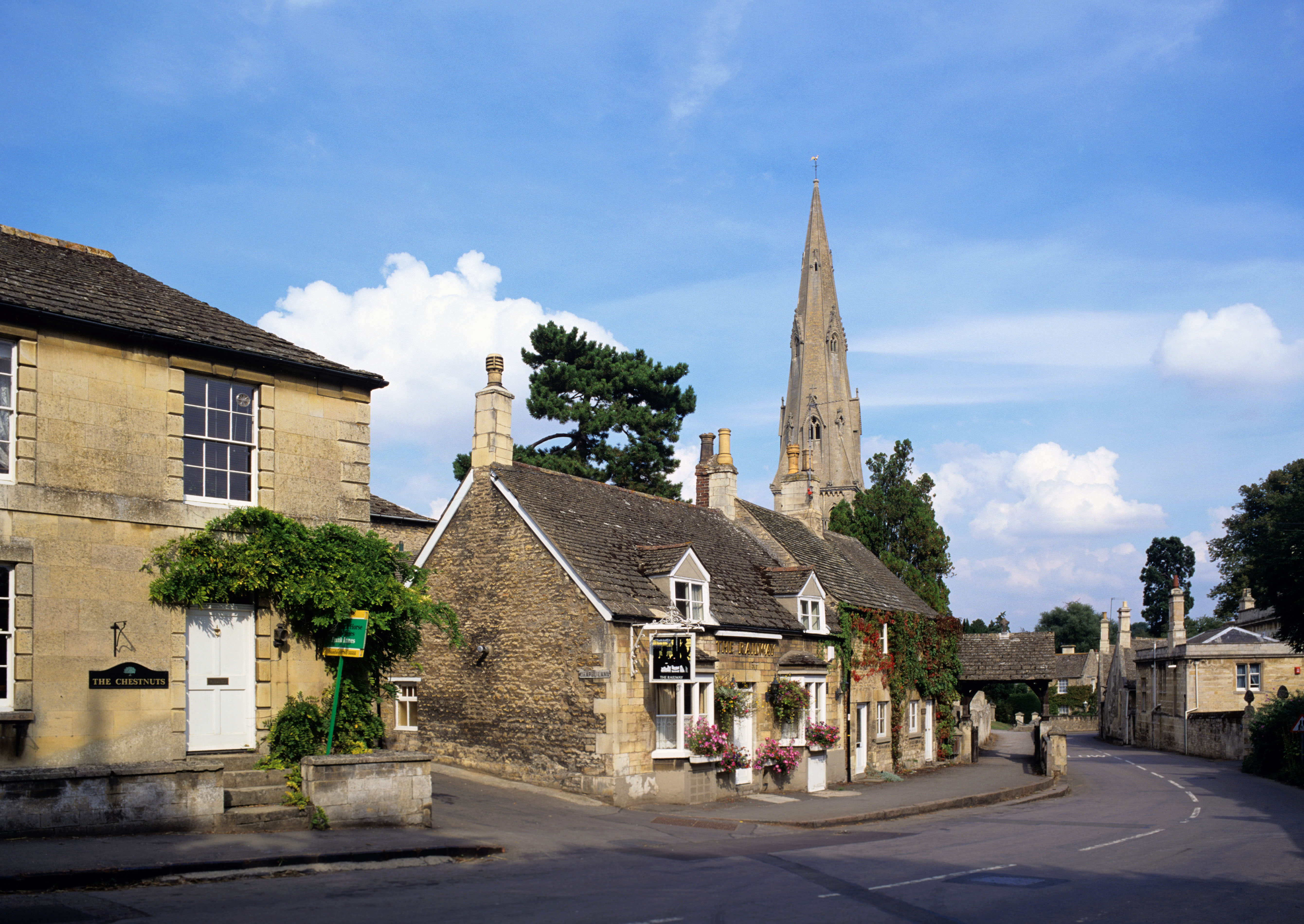 Ketton receives 10 millionth Openreach fullfibre installation in UK