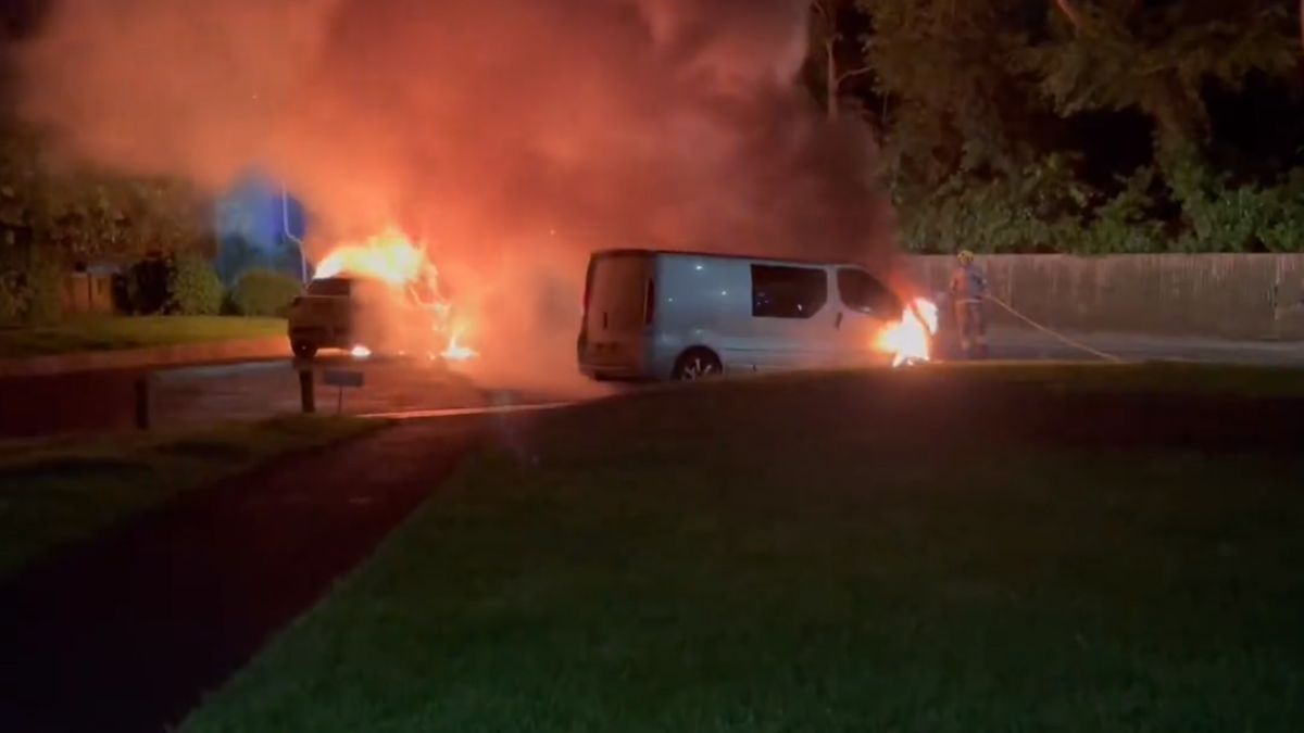 Multiple vehicles set on fire in suspected arson in Wimborne | News ...